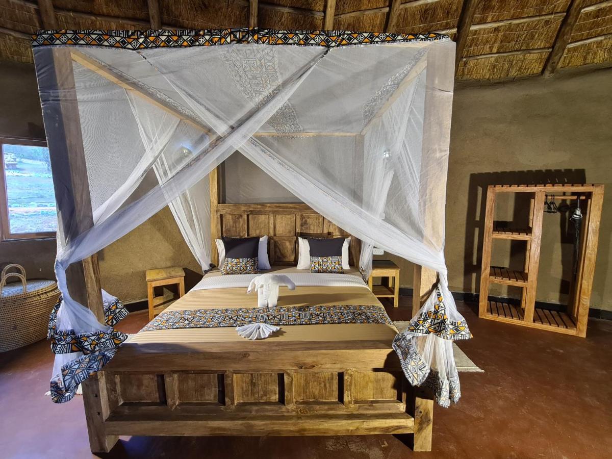 Villa Africa Safari Maasai Boma Serengeti-Savanne Exterior foto