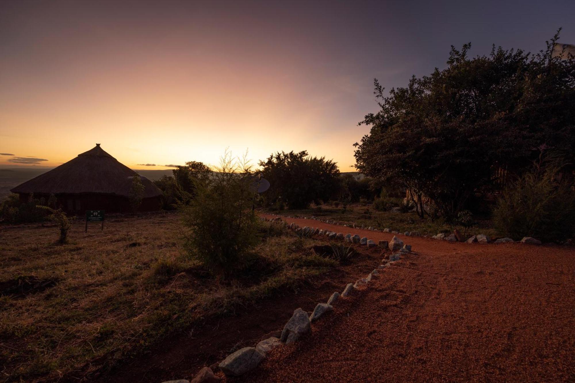 Villa Africa Safari Maasai Boma Serengeti-Savanne Exterior foto